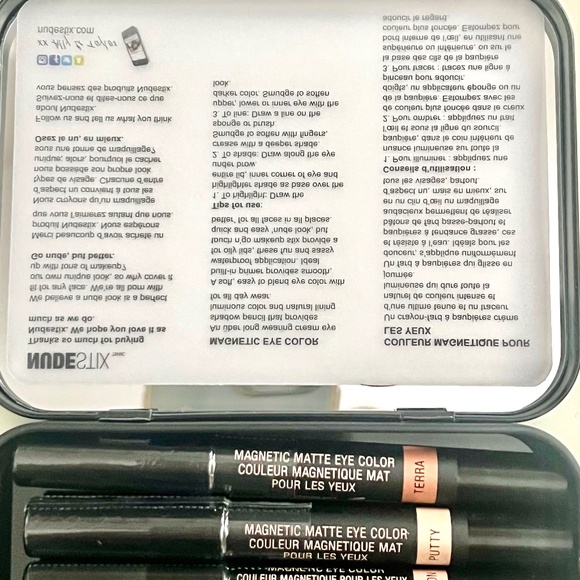 Nudestix Eyecolor Nude(Art)it’s Box - Picture 5 of 5